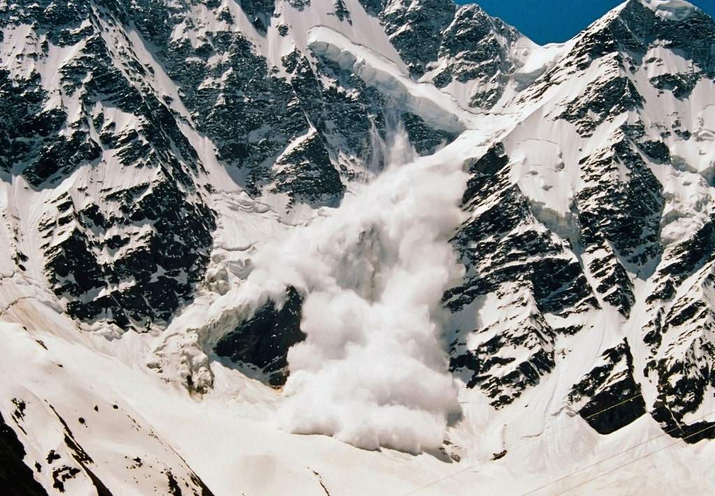 How to survive an avalanche scenario.