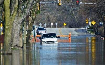 How to Survive a Flash Flood While Driving